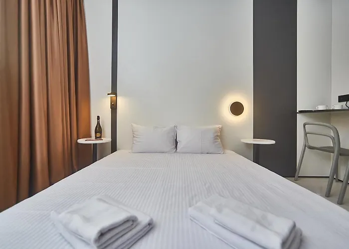Studio Room, 45 Перлина Kadorr, Аркадія