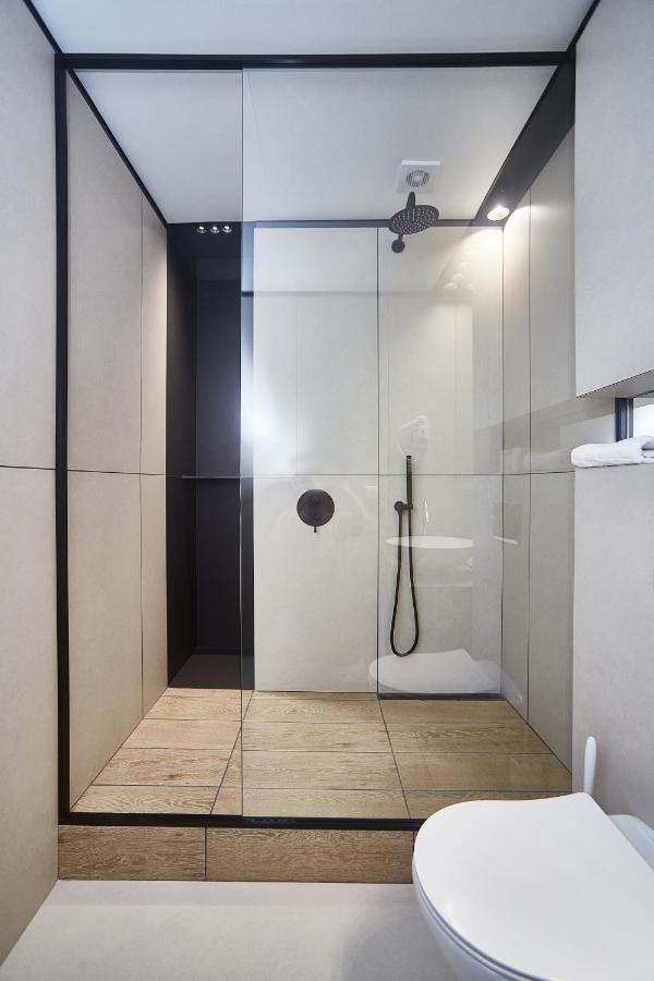 Room, 45 перлина Kadorr, аркадія
