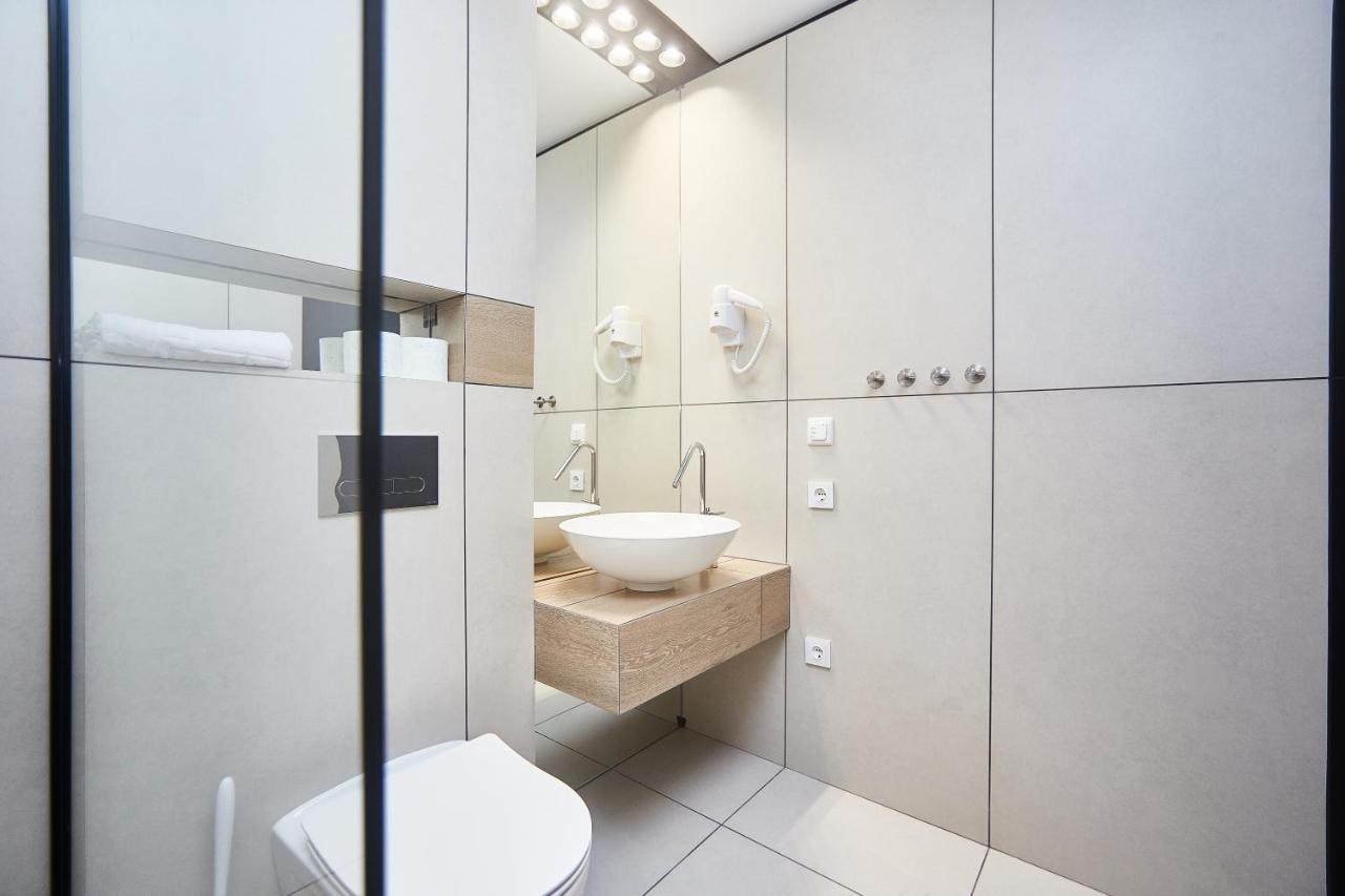 Room, 45 перлина Kadorr, аркадія *